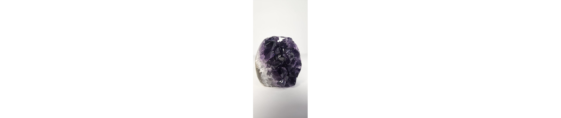 DRUSA AMATISTA CORTADA Y PULIDA (400 gr)
