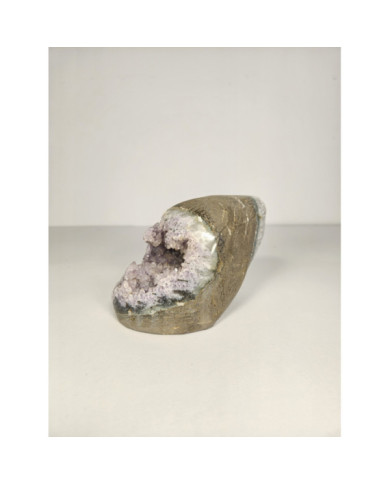 GEODA DE AMATISTA CORTADA Y PULIDA (2,14 kg)
