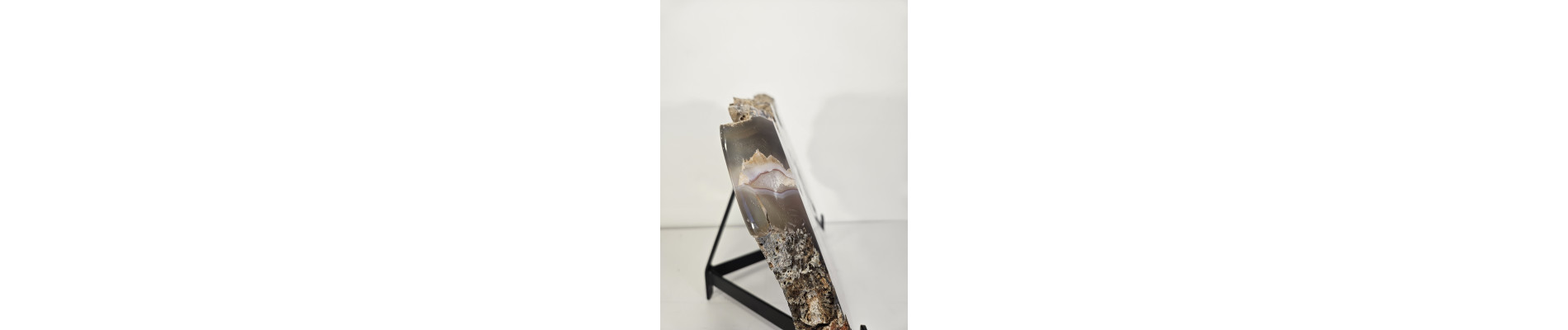 PLACA DE ÁGATA EN PEANA (8,55 kg)