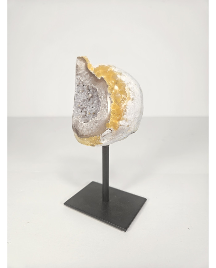 GEODINO DE ÁGATA EN PEANA DE HIERRO (351 gr.)