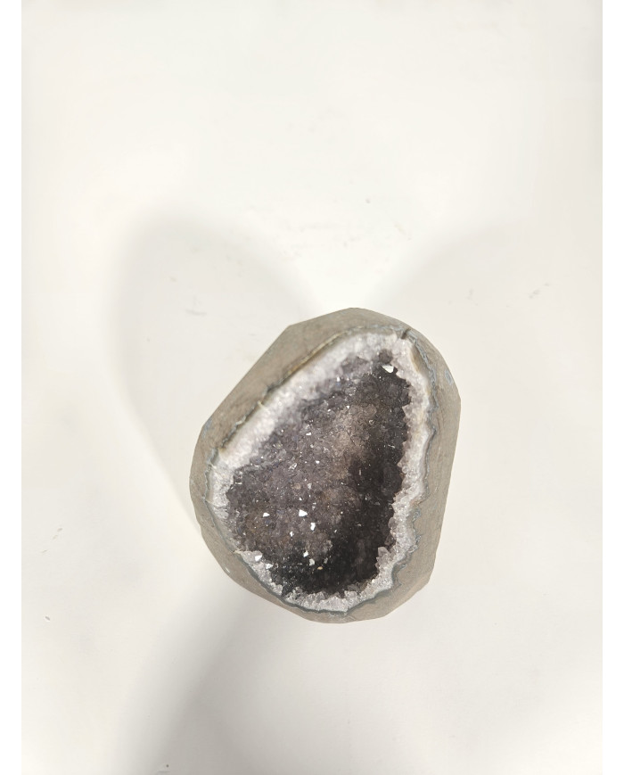 GEODA DE AMATISTA CORTADA Y PULIDA (740 gr)