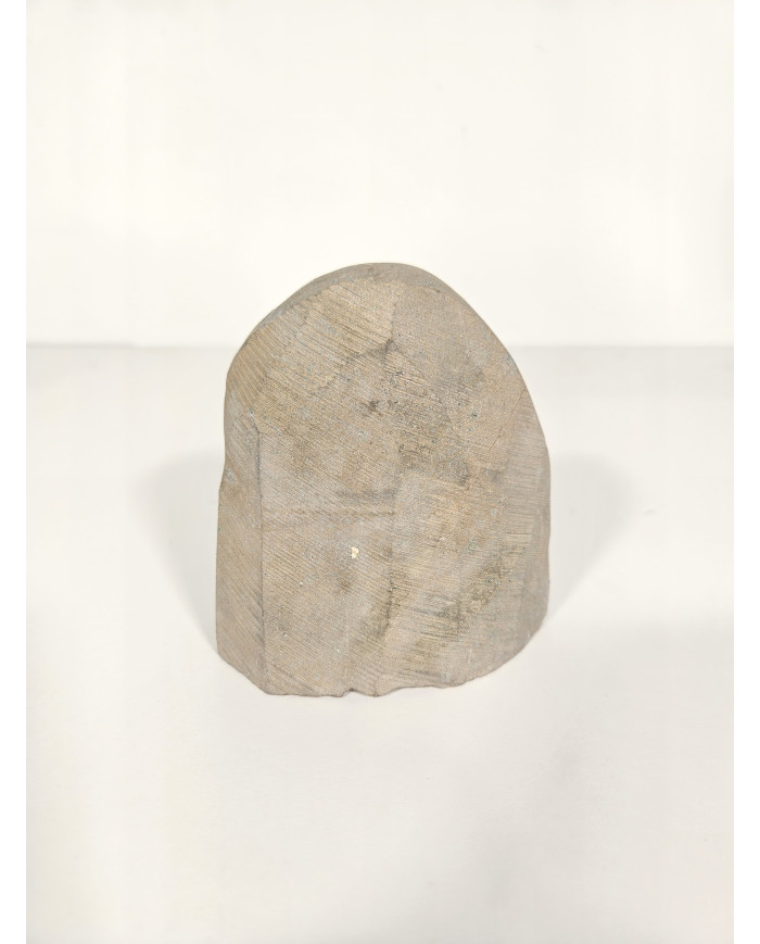 GEODA DE AMATISTA CORTADA Y PULIDA (740 gr)