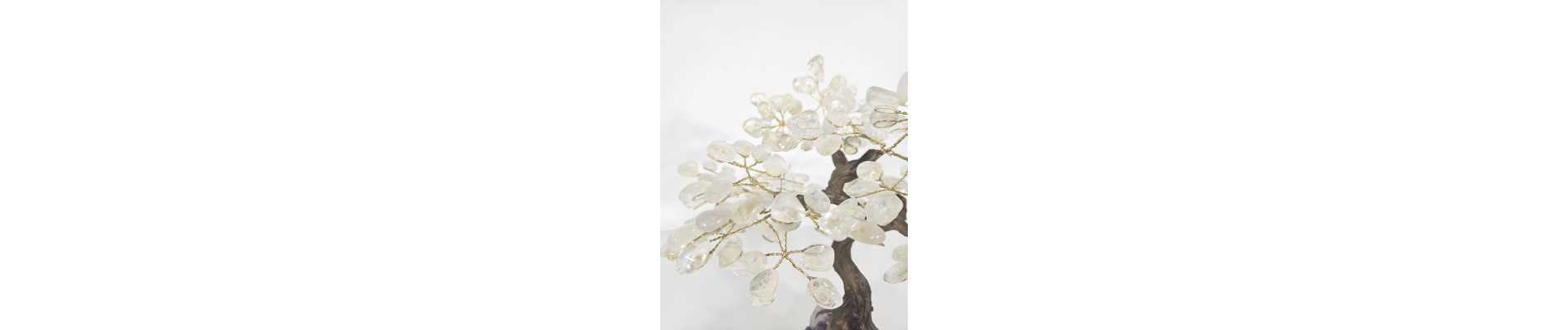 BONSAI DE CUARZO BLANCO MEDIANO CON BASE DE DRUSA AMATISTA