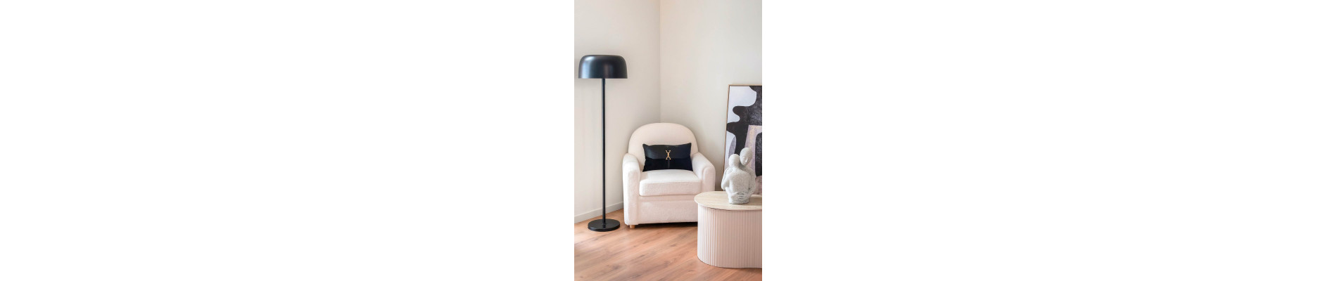 BUTACA POLIESTER MADERA 79X72X86 BORREGUITO BLANCO