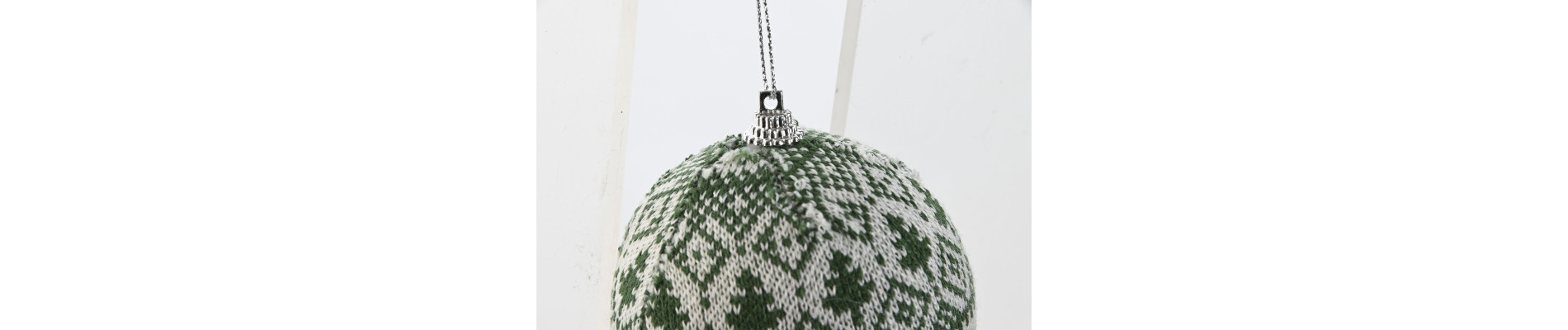 DECORACION COLGANTE POLIESTER 8X8X8 2 SURT.