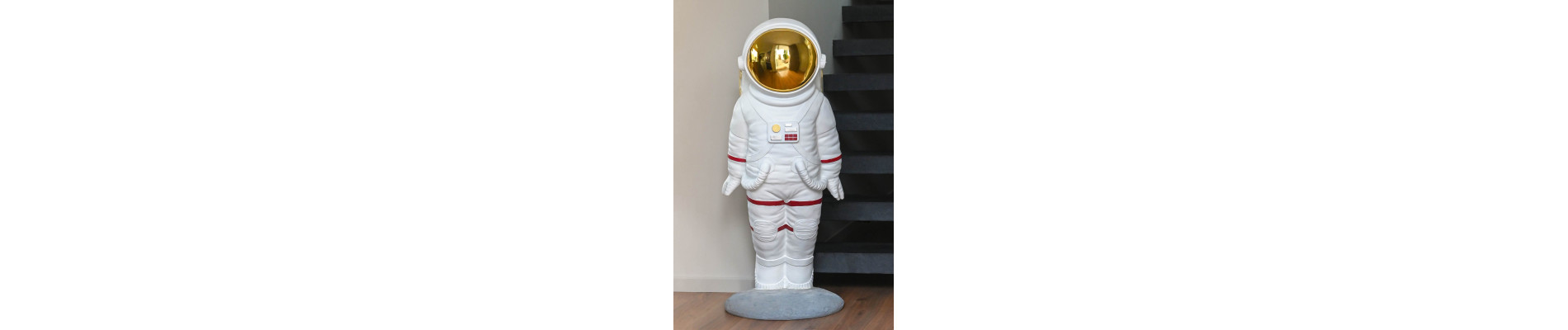 FIGURA RESINA 52,5X60X124 ASTRONAUTA BLANCO